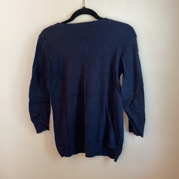 Navy blue knit, smart set size small. - Picture 4 of 4